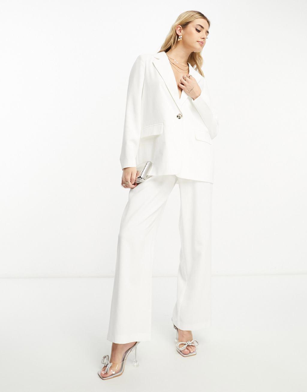 Vero Moda relaxed wide leg pants Product Image