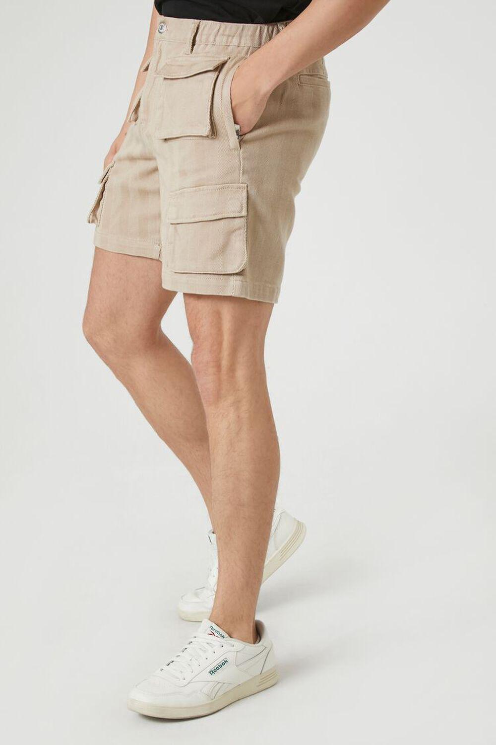 Twill Mid-Rise Cargo Shorts | Forever 21 Product Image