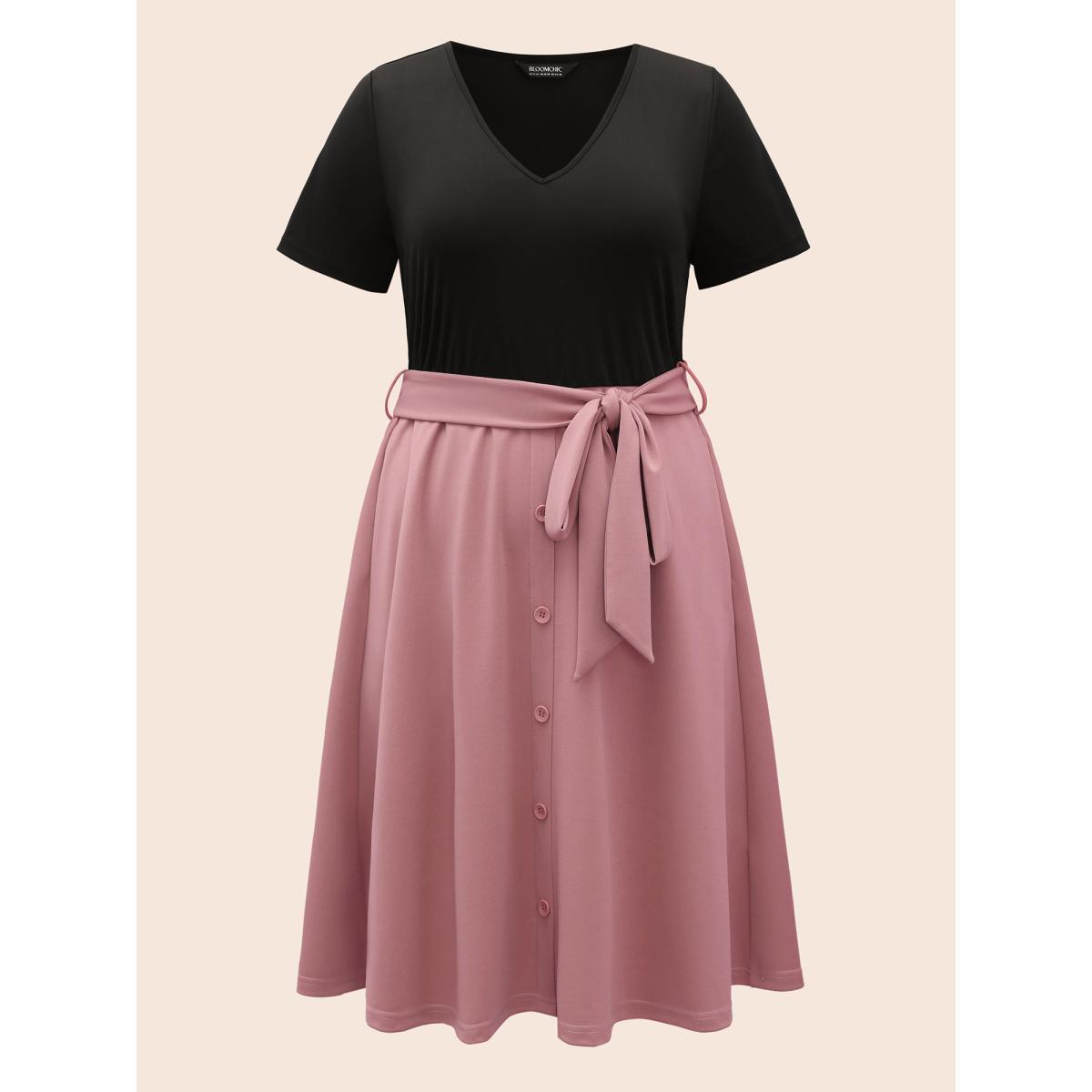 Plus Size Supersoft Essentials Two Tone Pocket Patchwork Belted Dress Rouge Women Office Plain V-neck Short sleeve Curvy Midi Dress BloomChic 28/5X Product Image