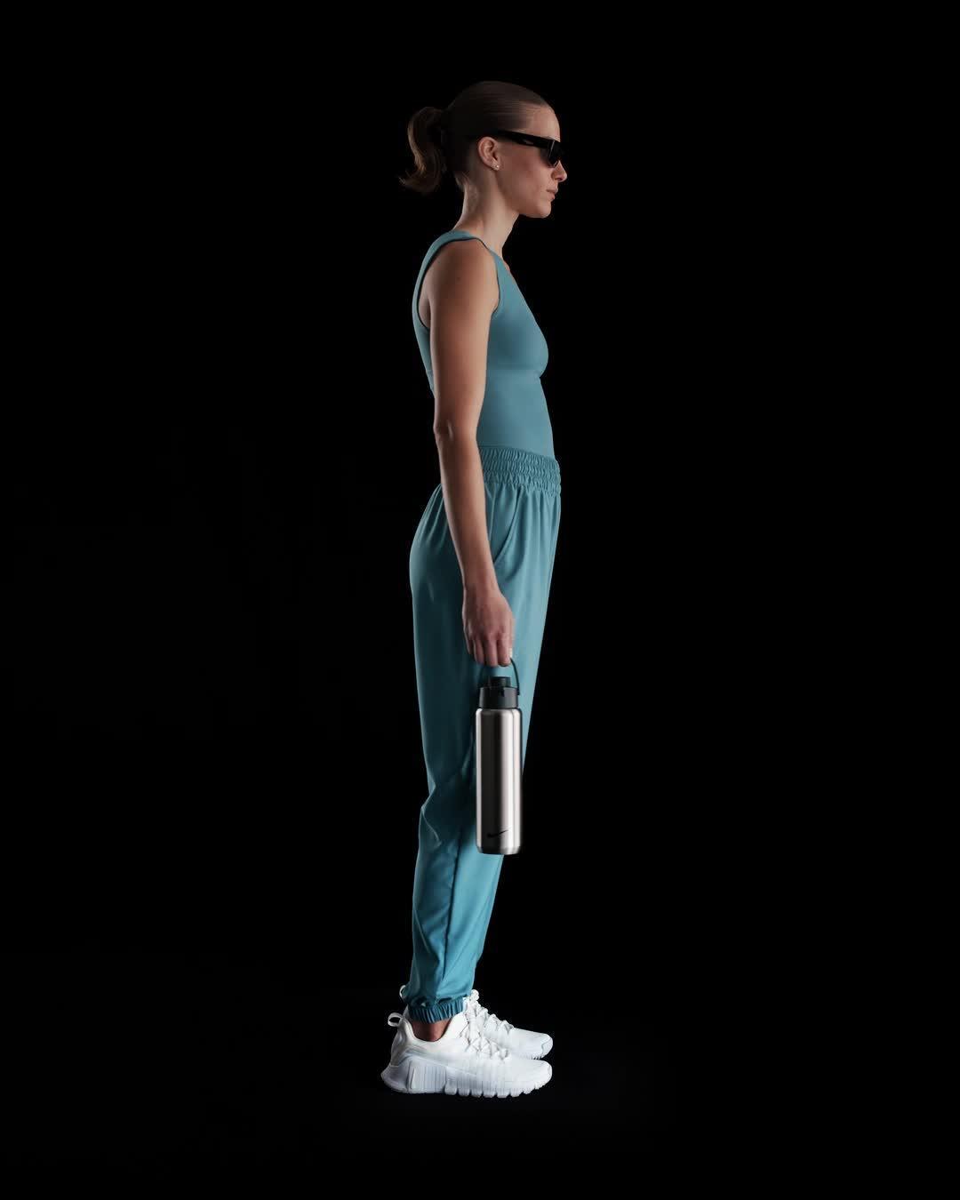 Nike One Women's Dri-FIT High-Waisted 7/8 Joggers Product Image