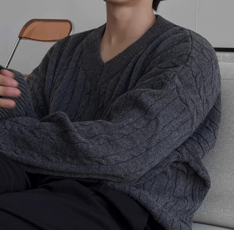 RT No. 12023 TWIST KNIT V-NECK SWEATER Product Image