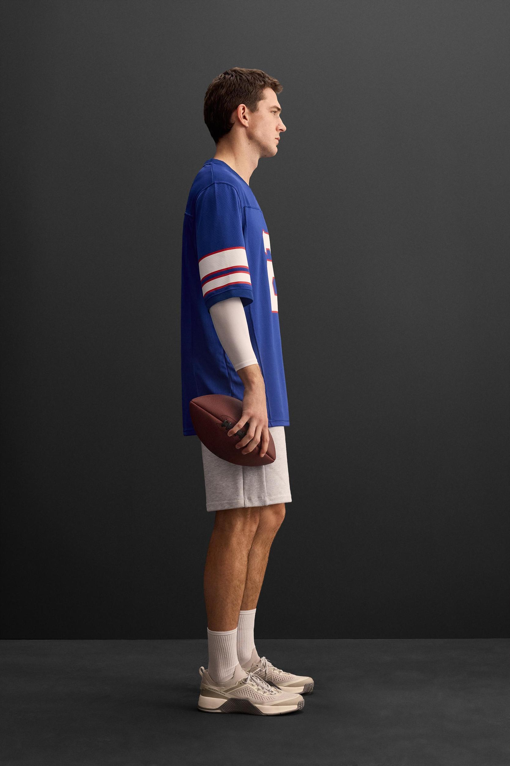 FOOTBALL JERSEY Product Image