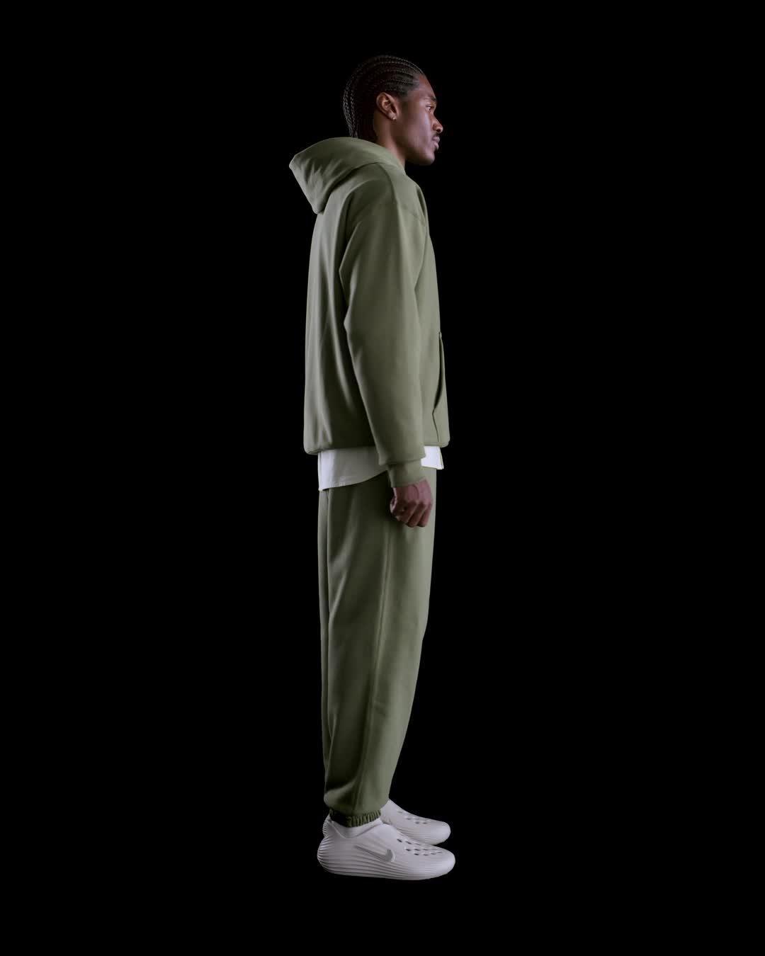 Nike Men's Solo Swoosh Cuffed Fleece Pants Product Image