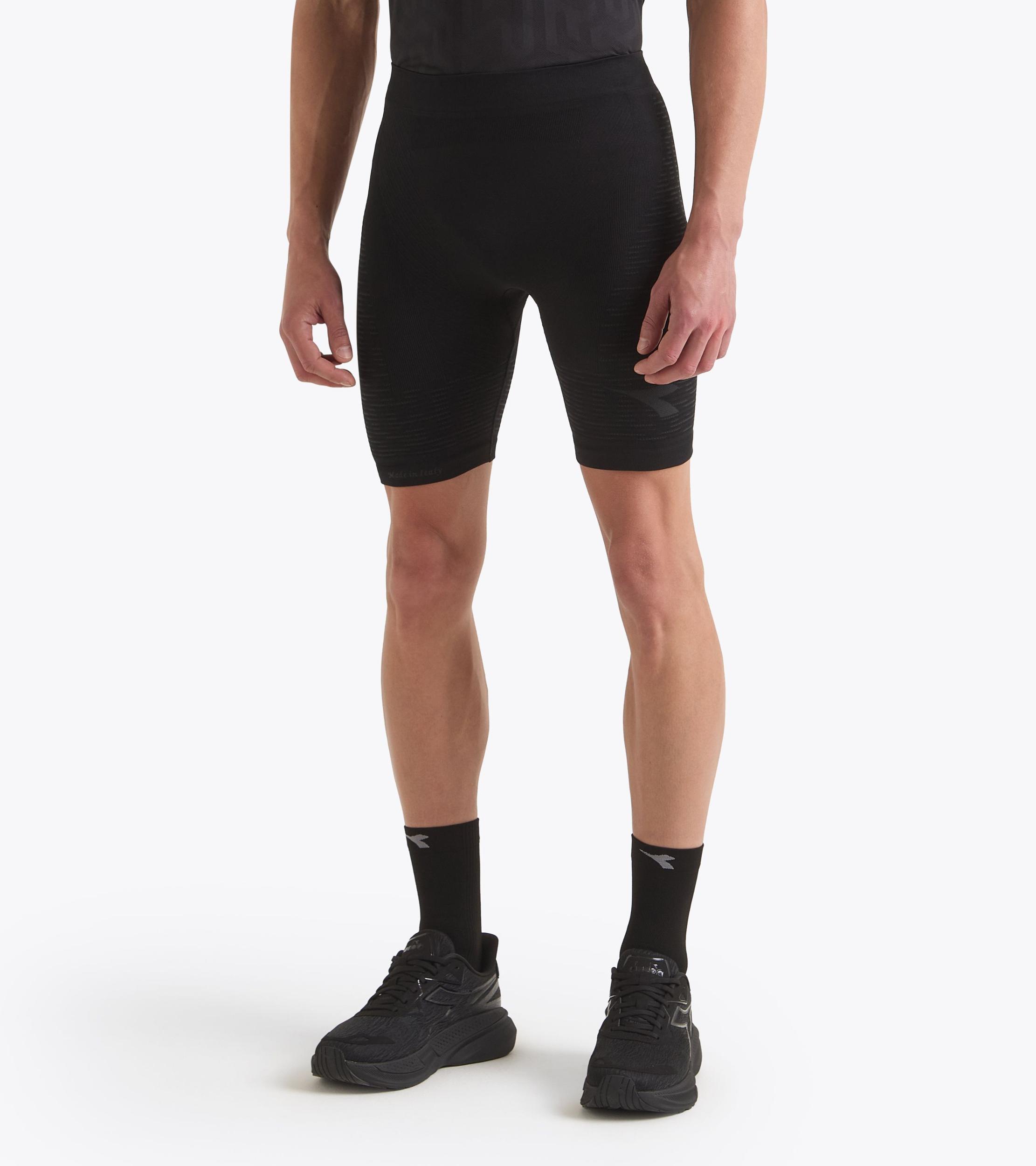 STRATOUNO HALF-TIGHT Product Image