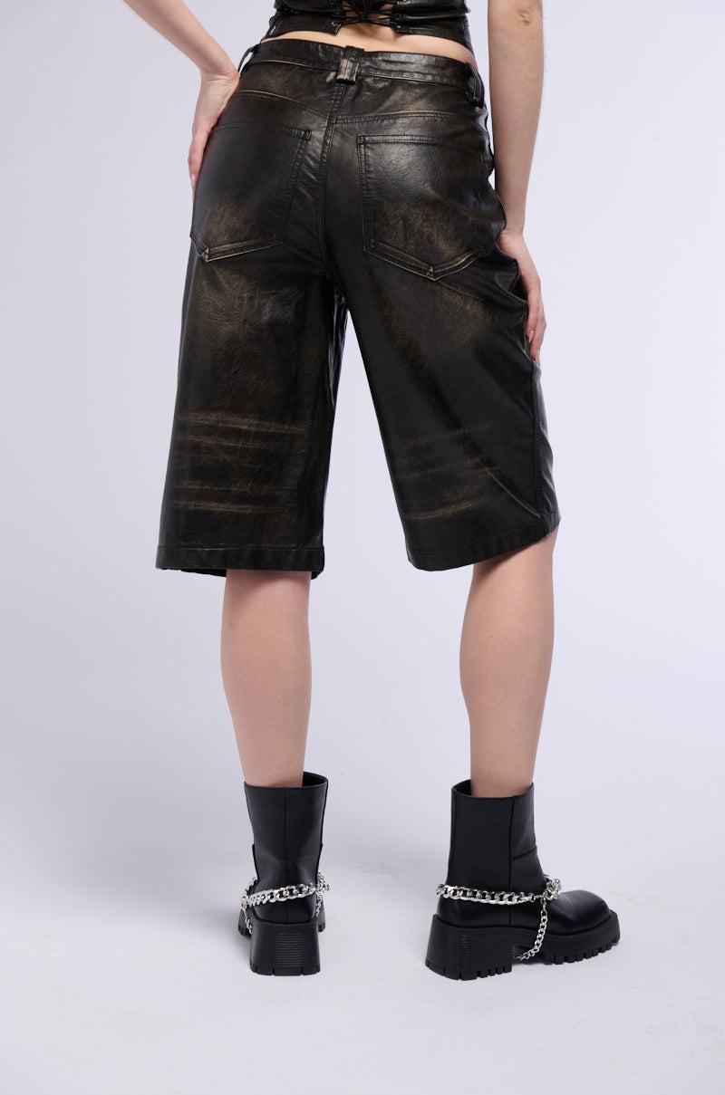 RILEY DISTRESSED WASH CORSET TOP Product Image