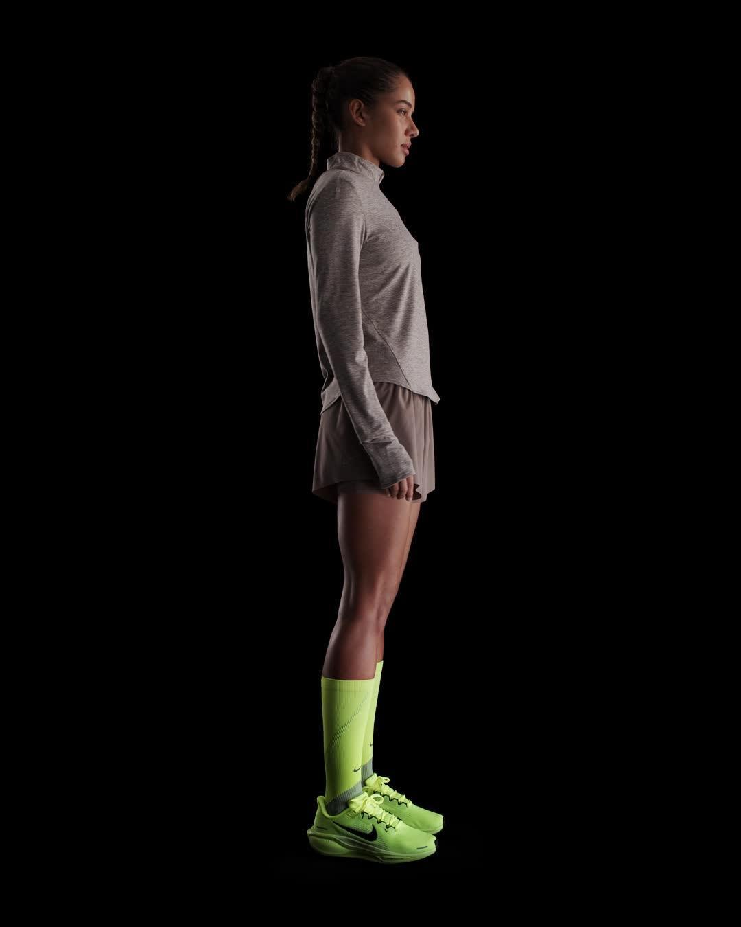 Nike Women's Swift Dri-FIT UV 1/4-Zip Running Top Product Image