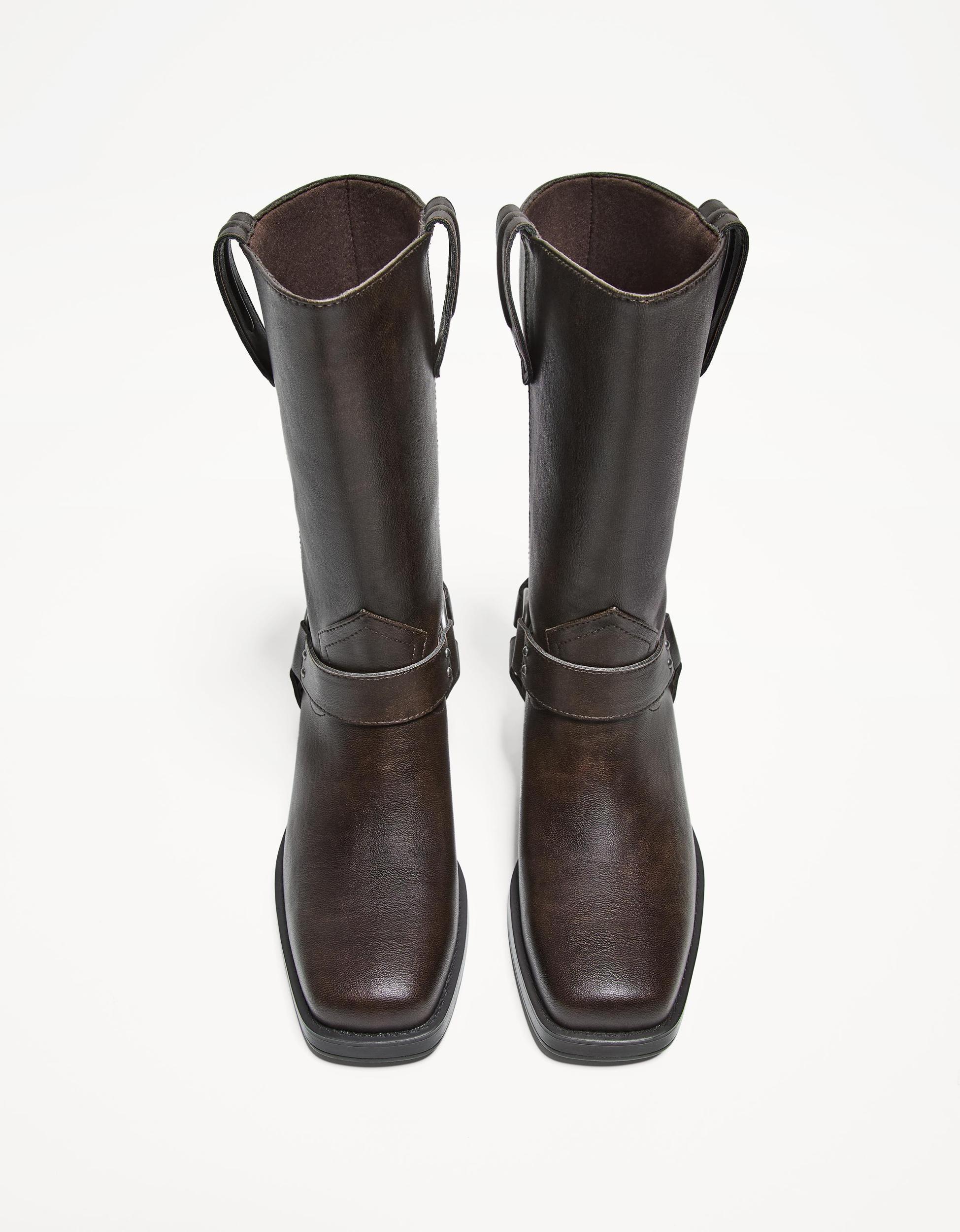 Mid-calf flat biker boots Product Image