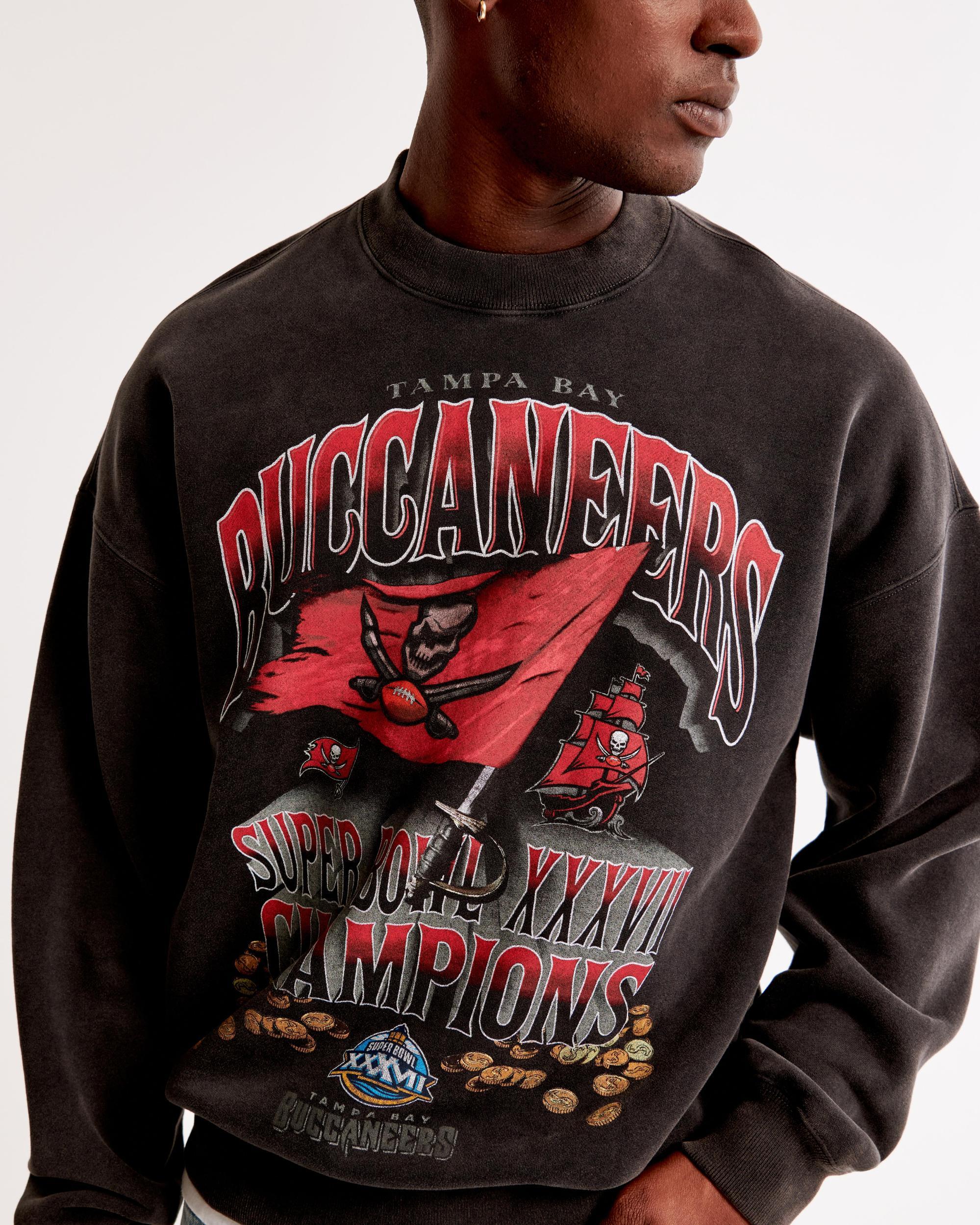 Minnesota Vikings Graphic Crew Sweatshirt Product Image