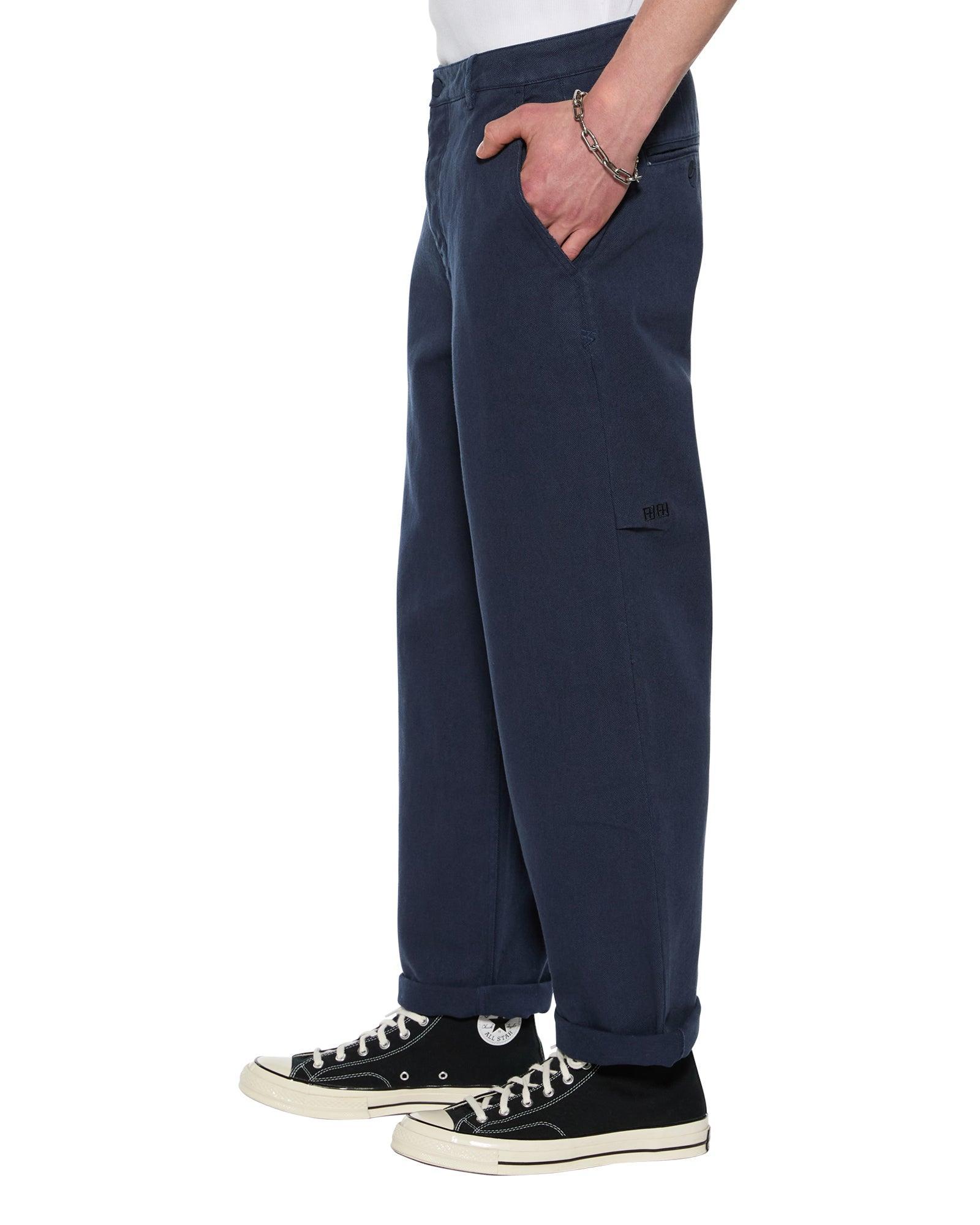 RIVAL CHINO TROUSER NAVY Male Product Image