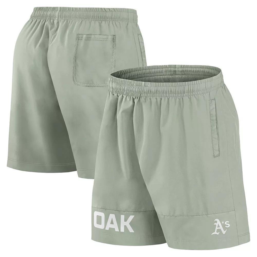 Men's Fanatics Green New York Yankees Elements Swim Shorts, Size: Small Product Image