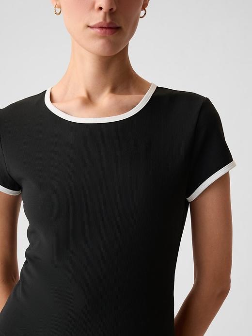 GapFit Studio Rib Cropped T-Shirt Product Image