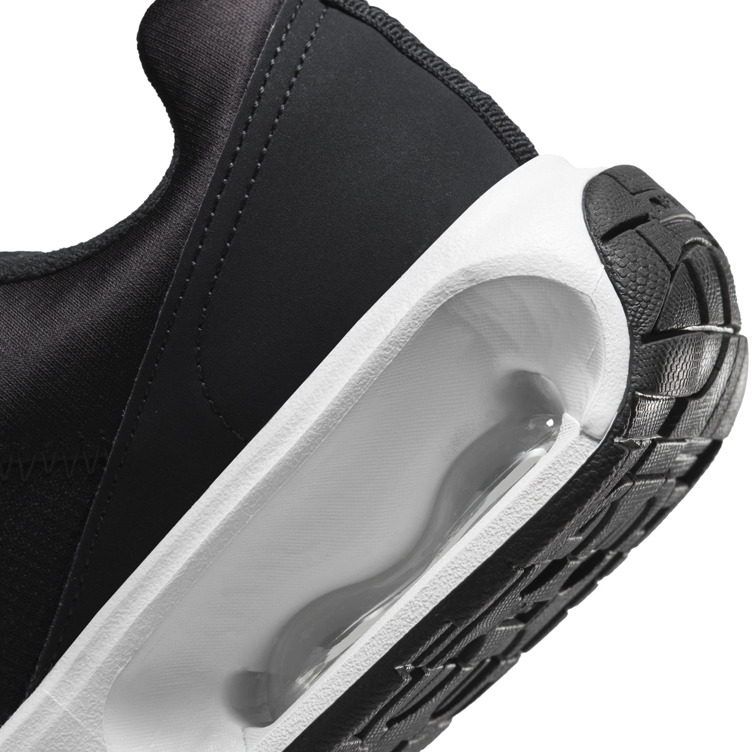 Nike Women's Air Max INTRLK Lite Shoes Product Image
