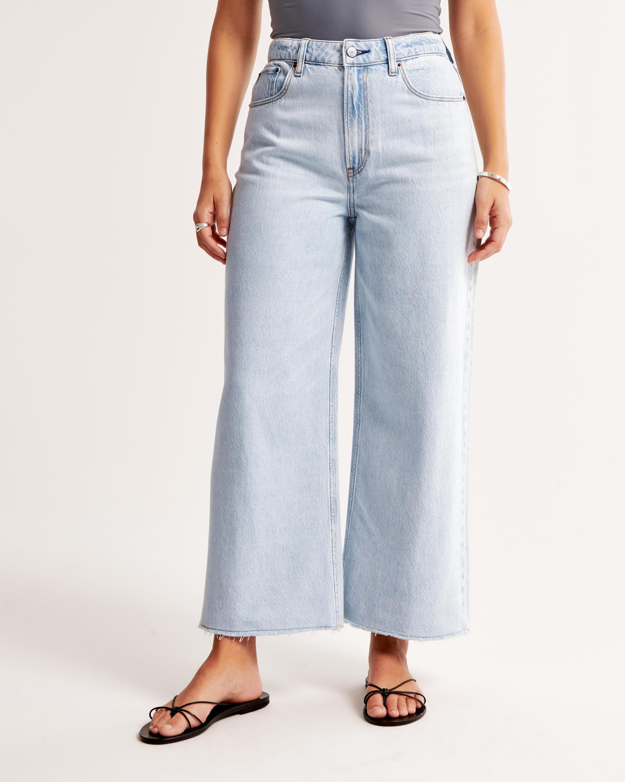 Curve Love High Rise Cropped Wide Leg Jean Product Image