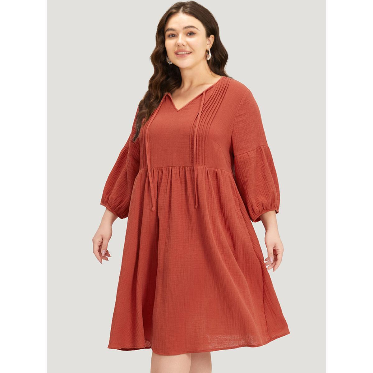 Plus Size Plain Pocket Pleated Ties Elastic Cuffs Dress Coral Women Vacation Elastic cuffs V-neck Elbow-length sleeve Curvy Midi Dress BloomChic 18-20/2X Product Image