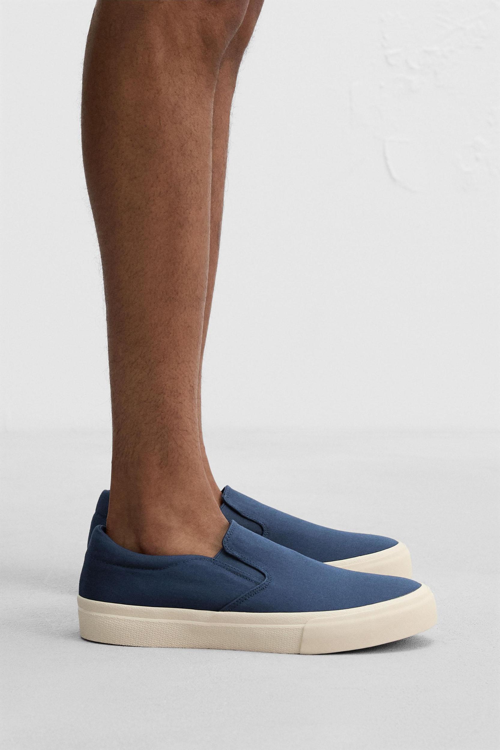 FABRIC LACELESS SNEAKERS Product Image