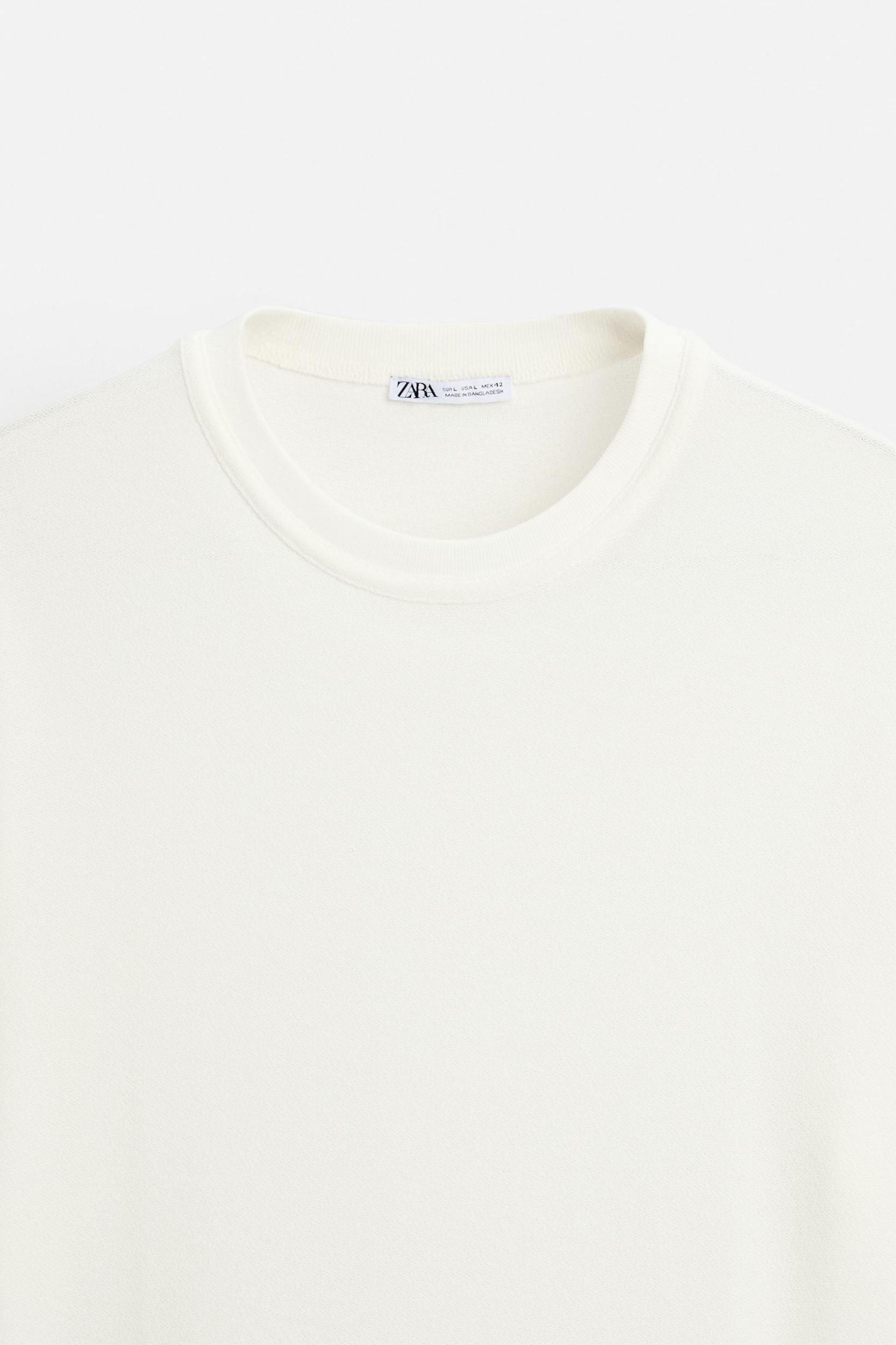 TEXTURED T-SHIRT Product Image