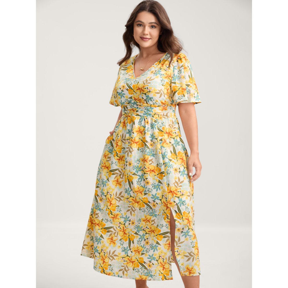 Plus Size Sunkissed Floral Shirred Waist Midi Dress Lemonyellow Women V-neck Short sleeve Curvy BloomChic 12/L Product Image