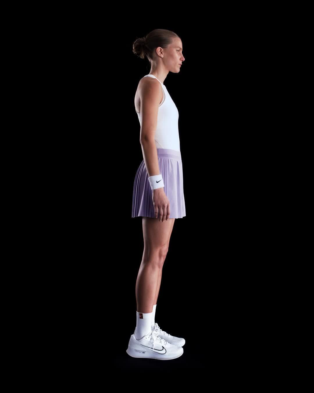 NikeCourt Advantage Women's Dri-FIT Pleated Tennis Skirt Product Image