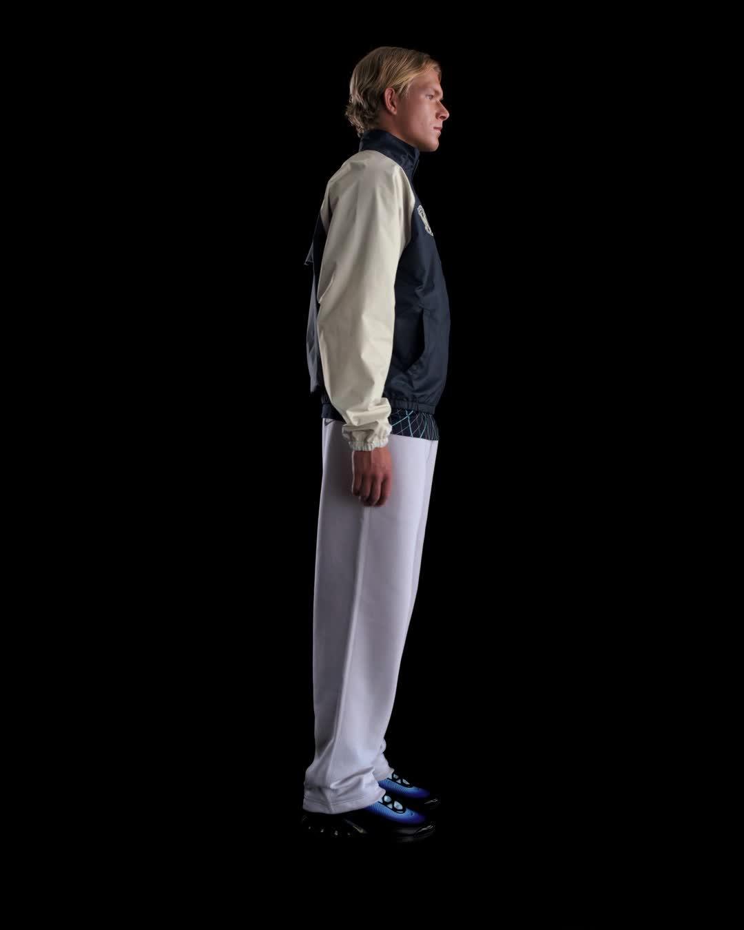 Nike Men's Club Woven Jacket Product Image