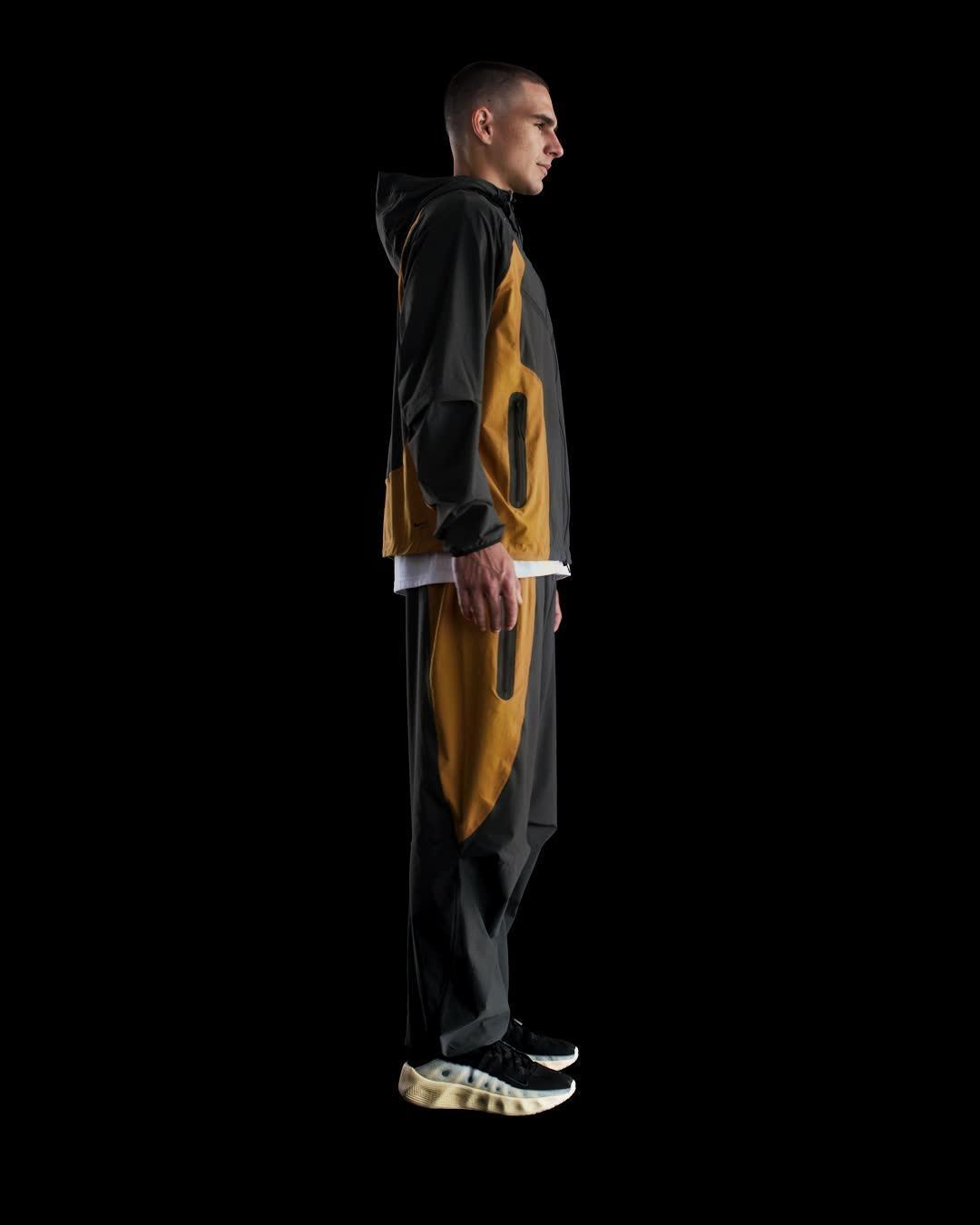 Nike Tech Men's Dri-FIT Woven Color-Block Oversized Pants Product Image