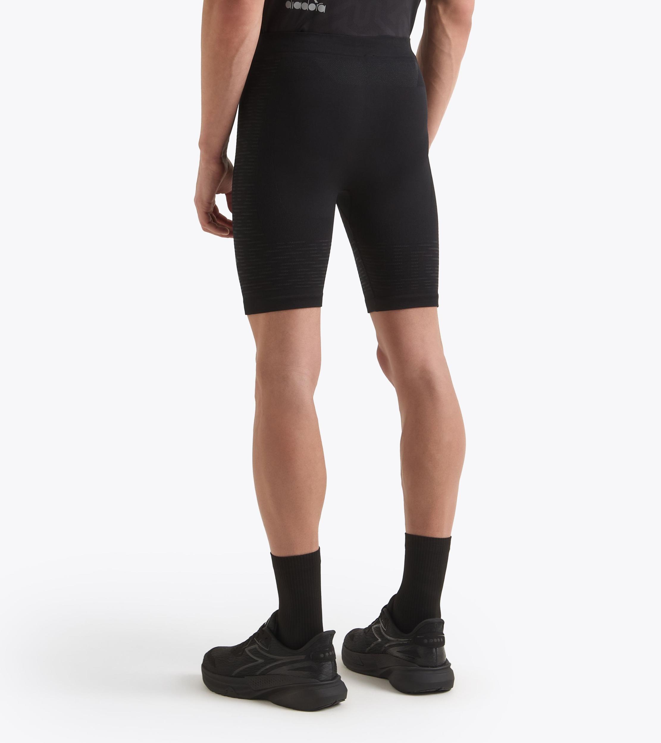 STRATOUNO HALF-TIGHT Product Image