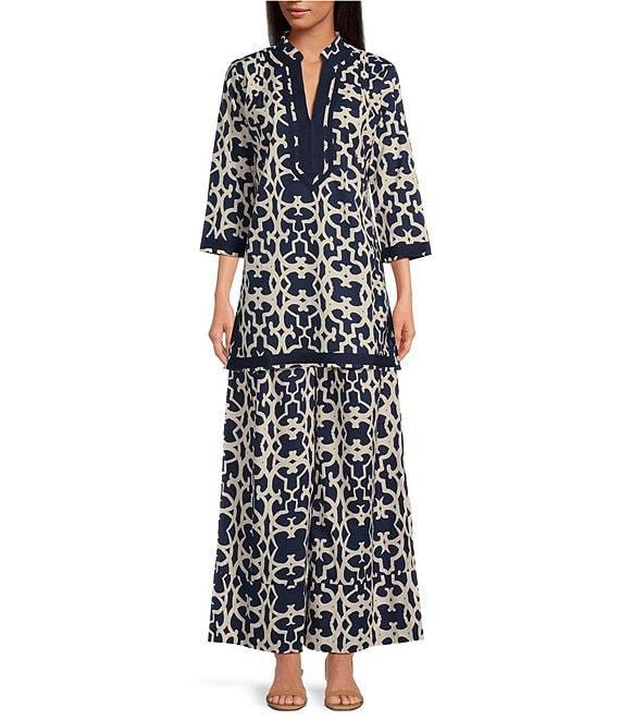 Ro's Garden Toyko Printed Woven Split V-Neck 3/4 Sleeve Tunic Top Product Image