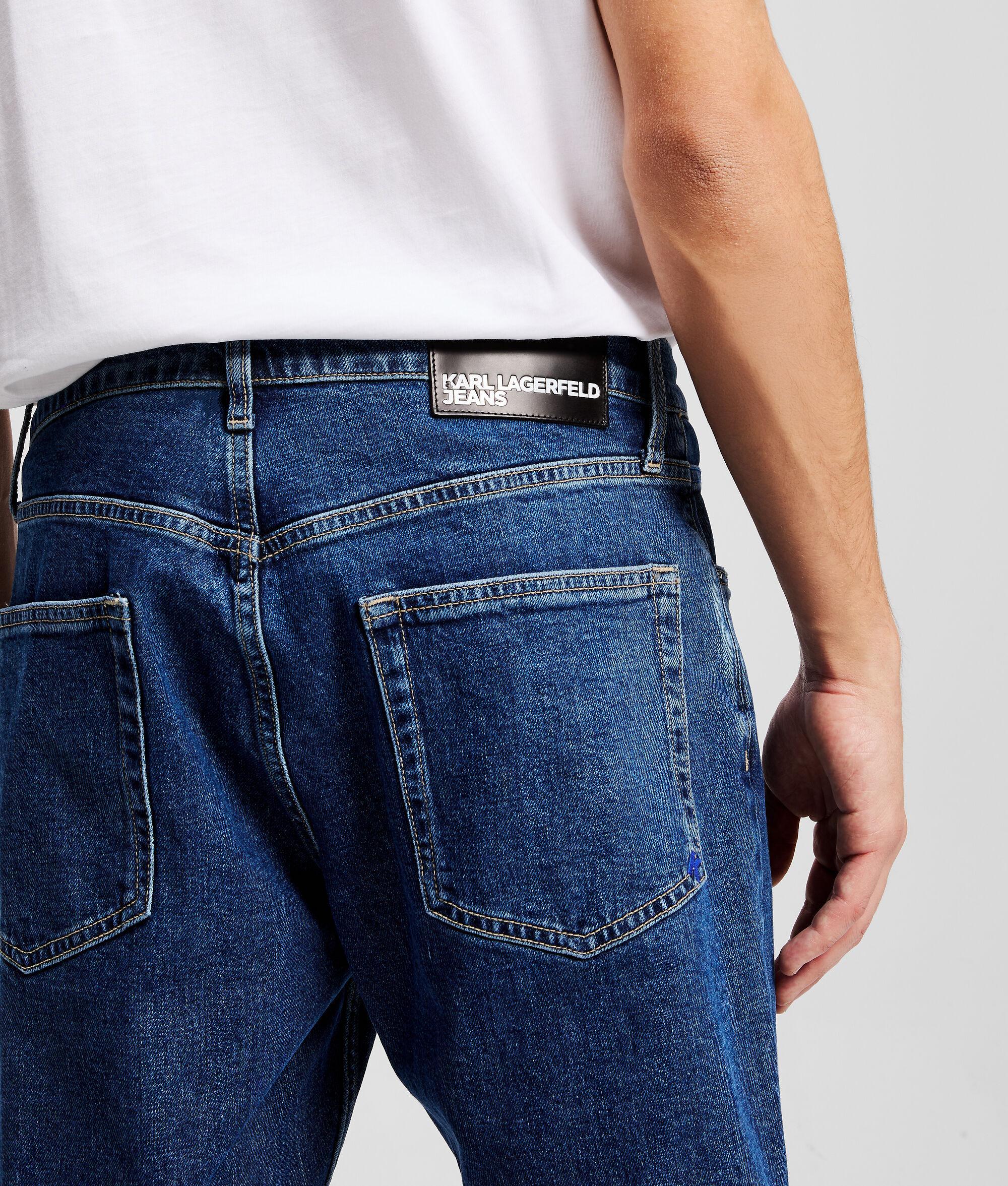 TAPERED JEANS Product Image