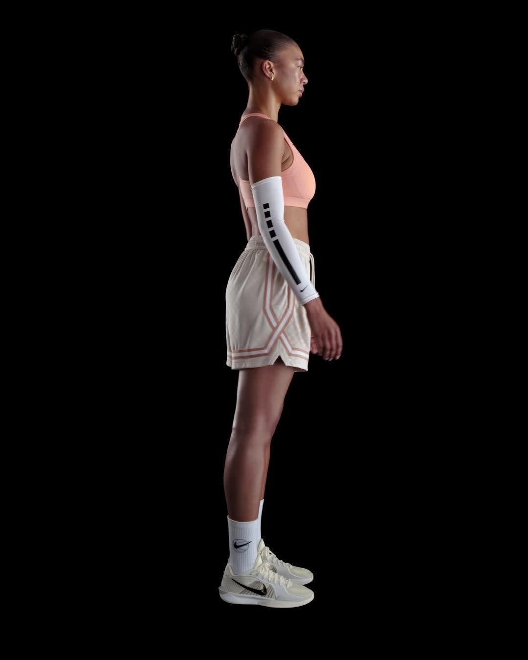 Nike Crossover Women's Dri-FIT Basketball Shorts Product Image