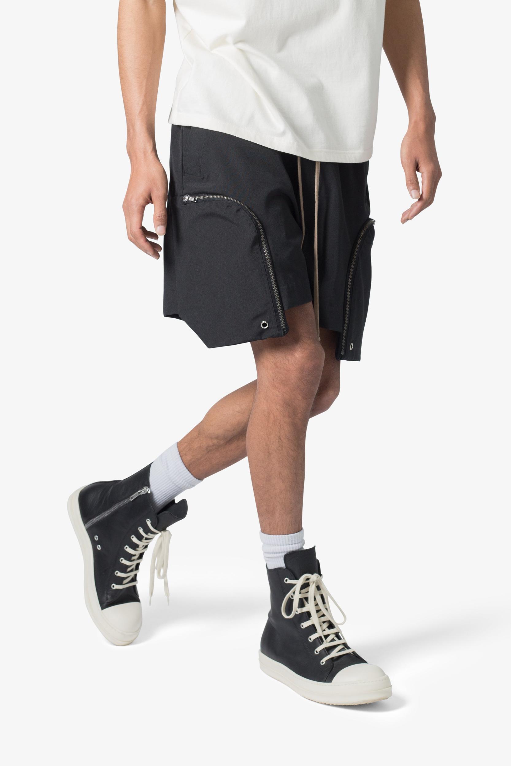 Front Pocket Geo Shorts - Black Product Image