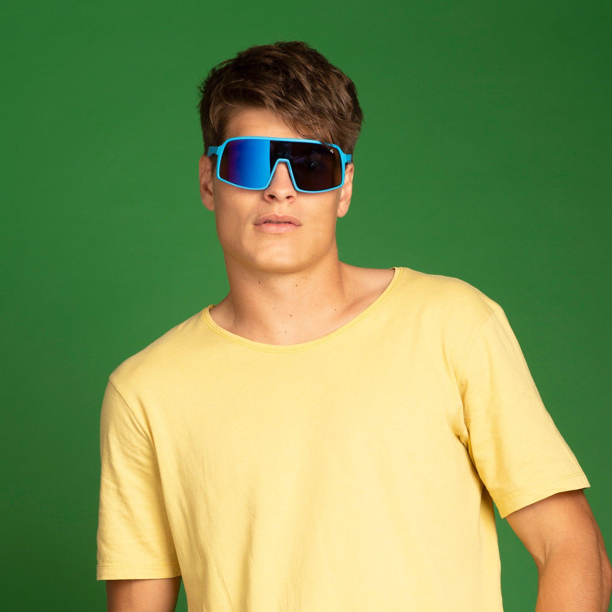Biscayners Harbor Blue Men's Sunglasses Product Image
