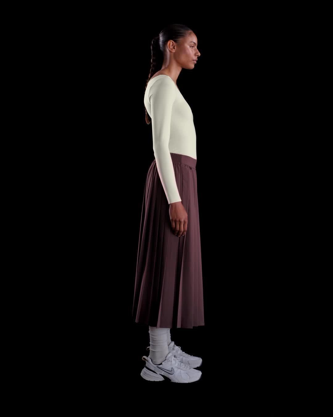 Nike Form Women's Long-Sleeve Bodysuit Product Image