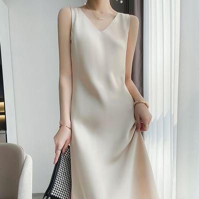 Sleeveless V-Neck Plain Satin Midi A-Line Dress Product Image