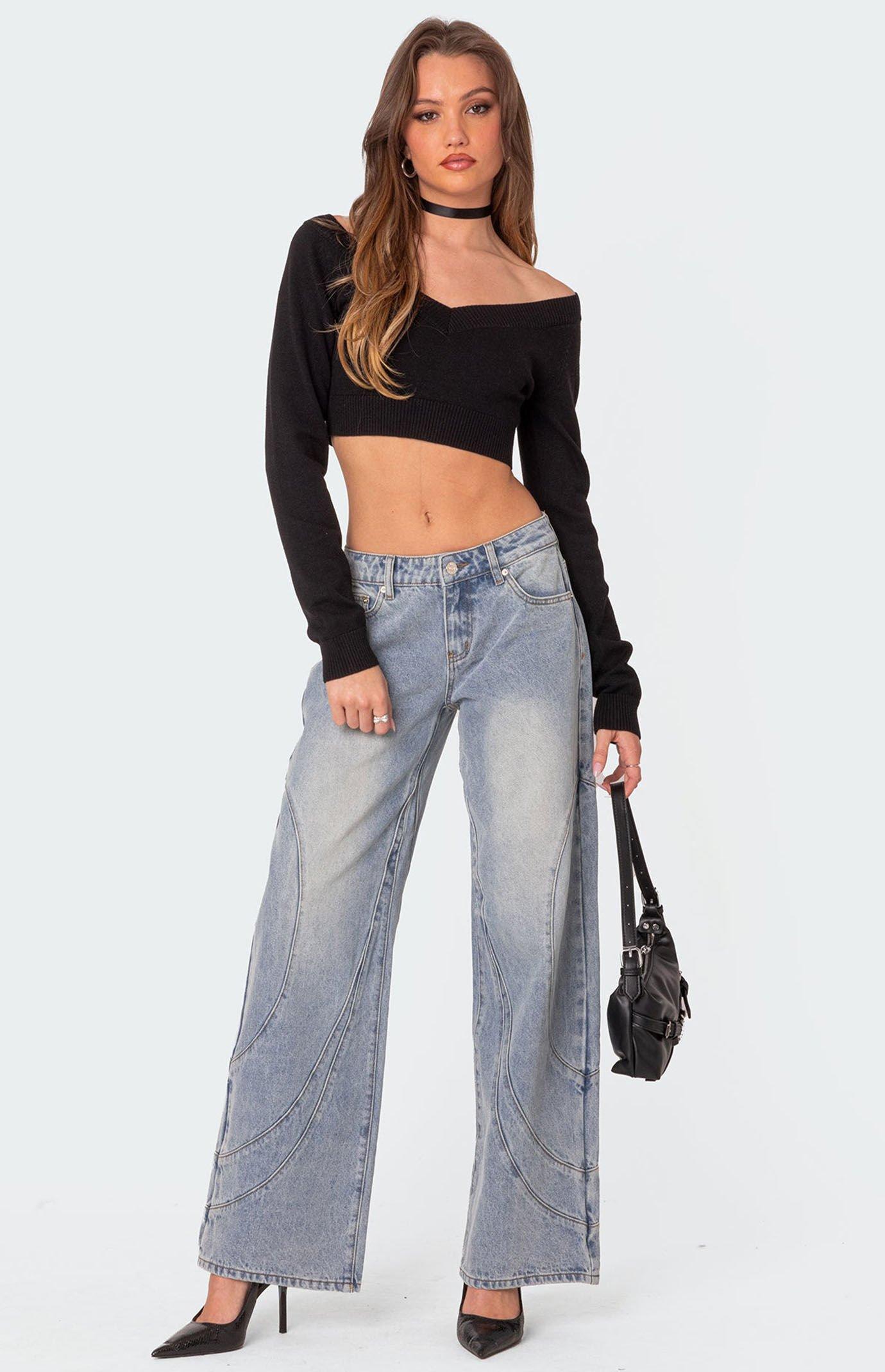Edikted Womens Lainey V Neck Knit Crop Top Product Image