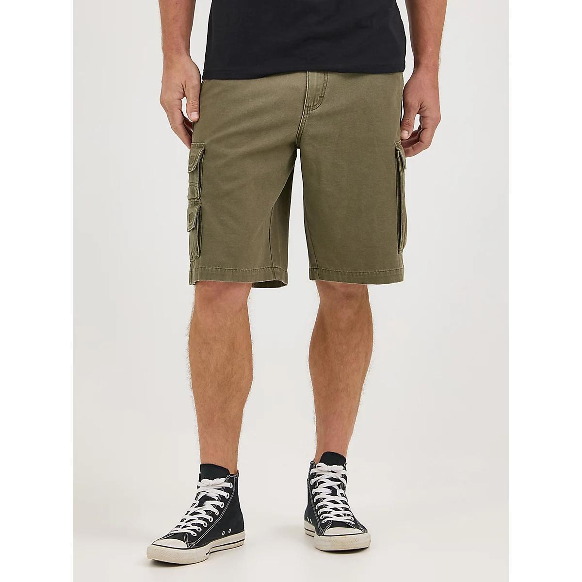 Men's Cargo Short in Pine Product Image