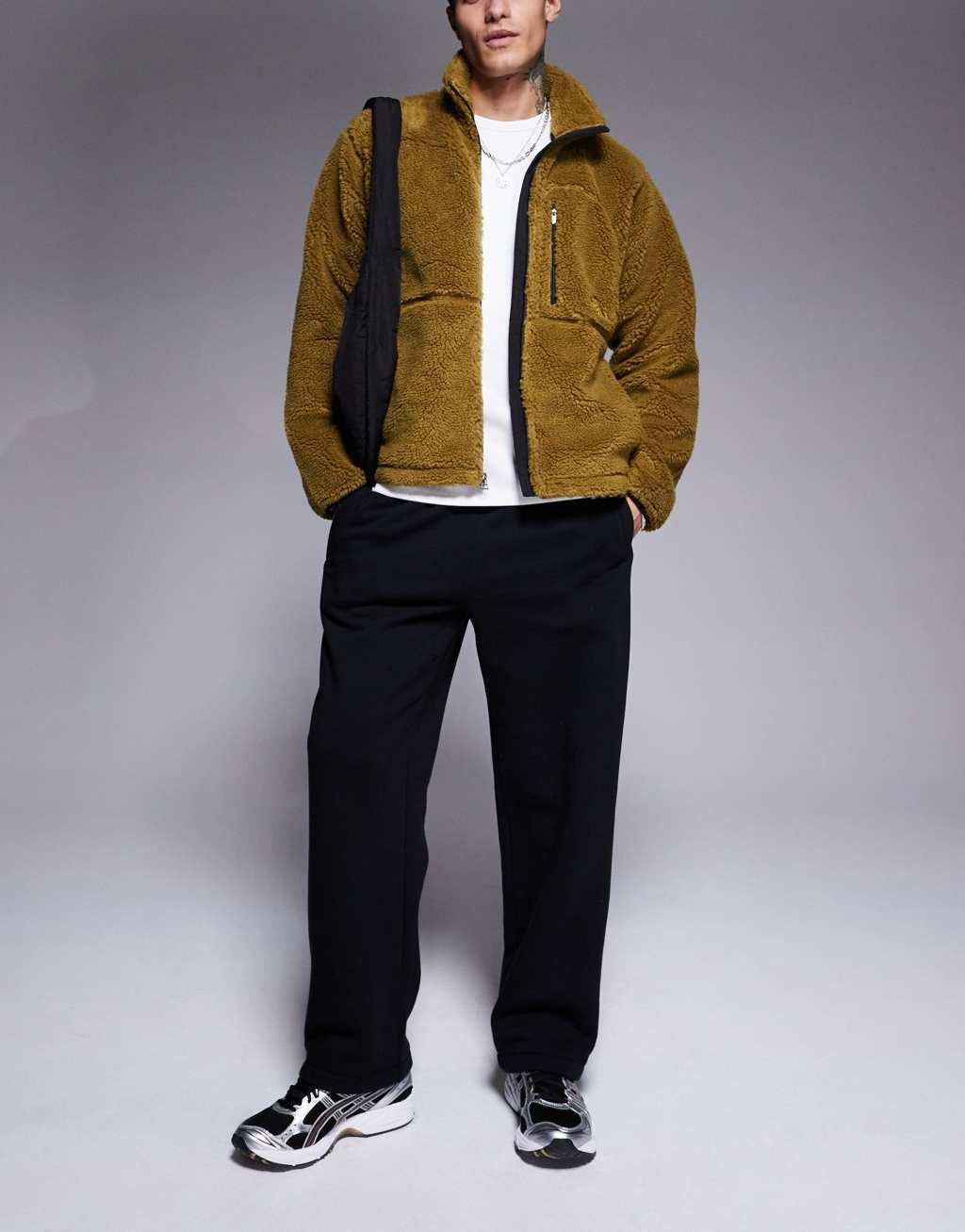 The North Face M66 extreme pile fleece zip up jacket in moss green Product Image
