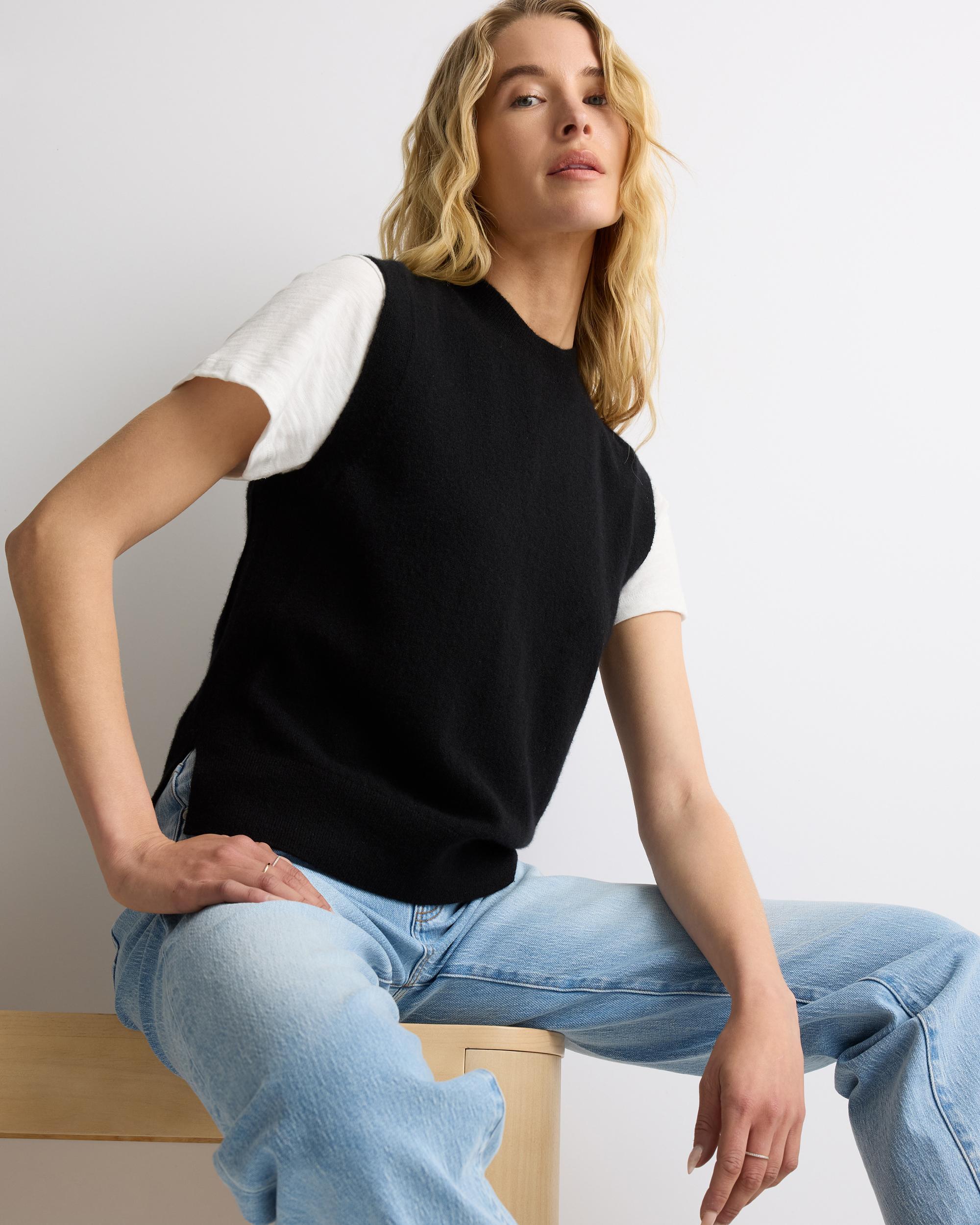 Quince | Women's Mongolian Cashmere Mock Neck Sweater Vest Size XL Product Image