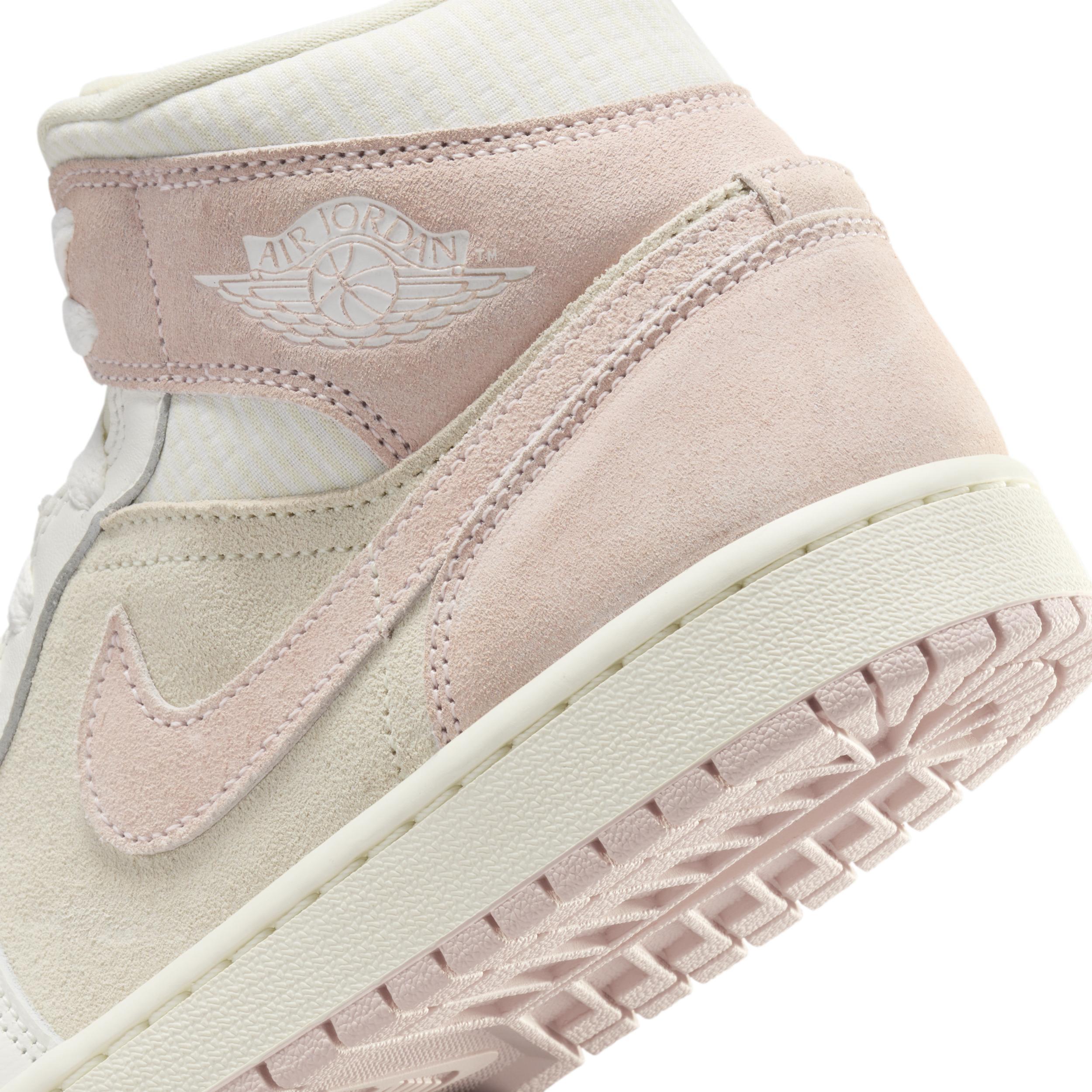 Jordan Womens Air 1 Mid SE Casual Shoes Product Image
