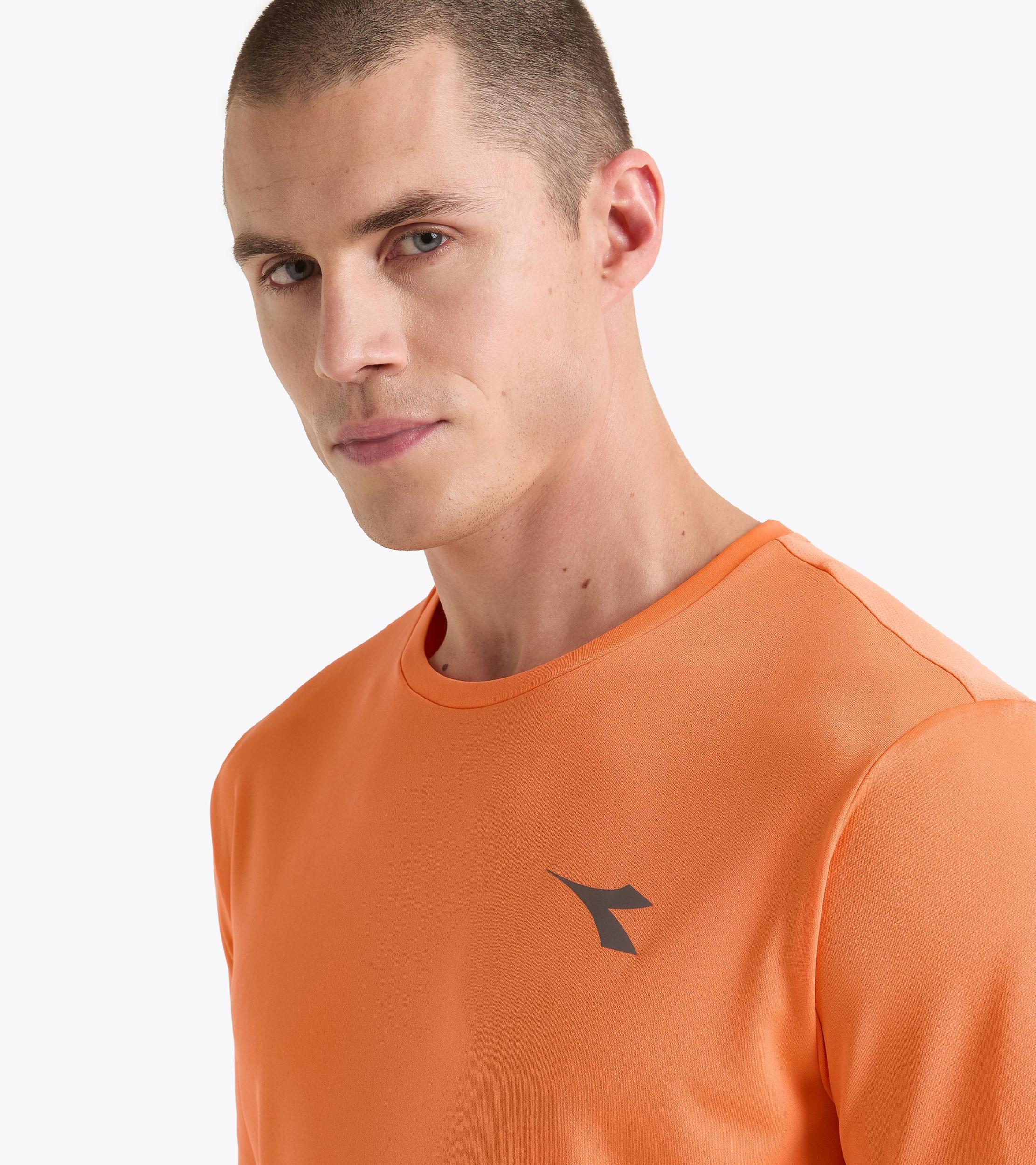 SS T-SHIRT RUN Product Image