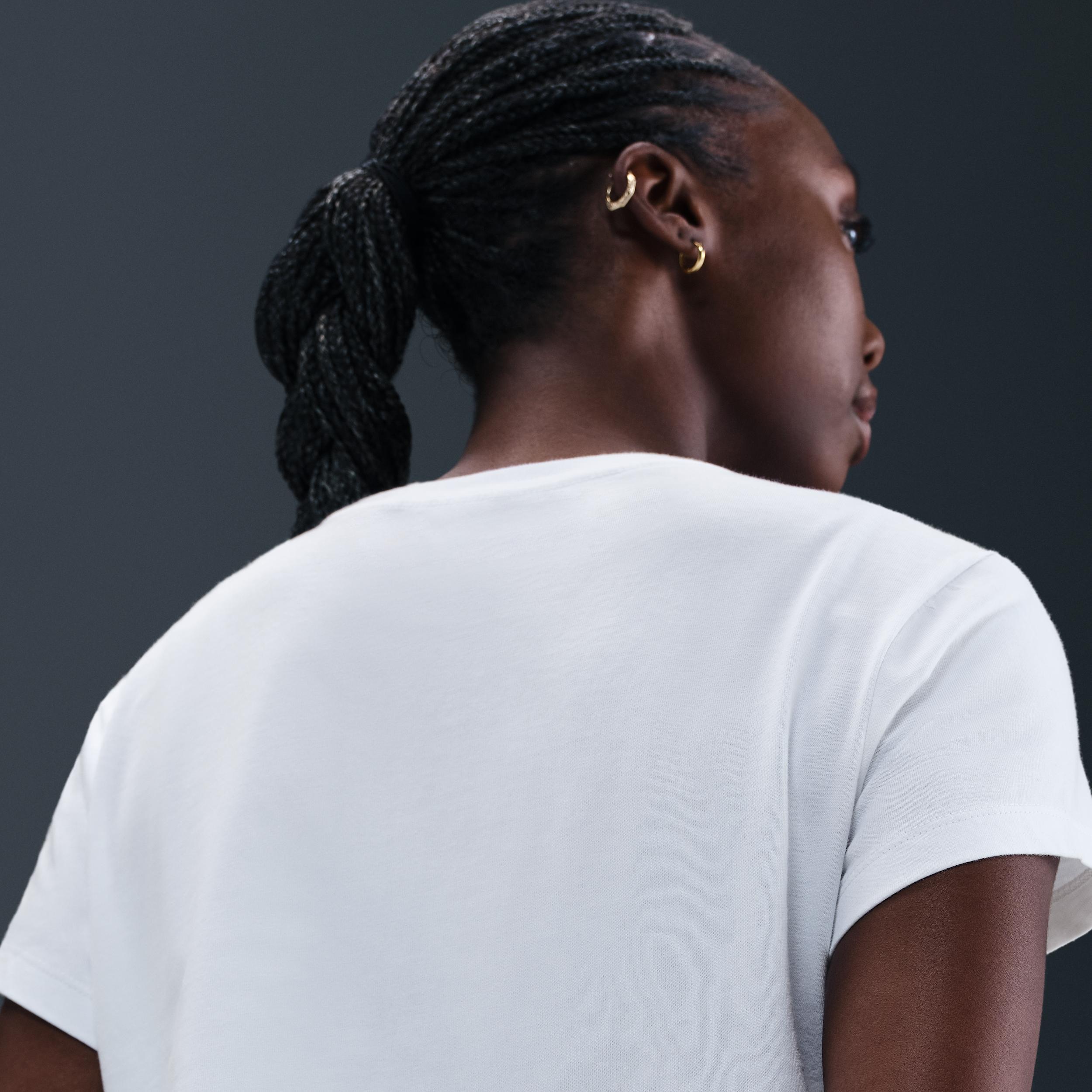 Women's Nike Sportswear Short-Sleeve Graphic T-Shirt Product Image