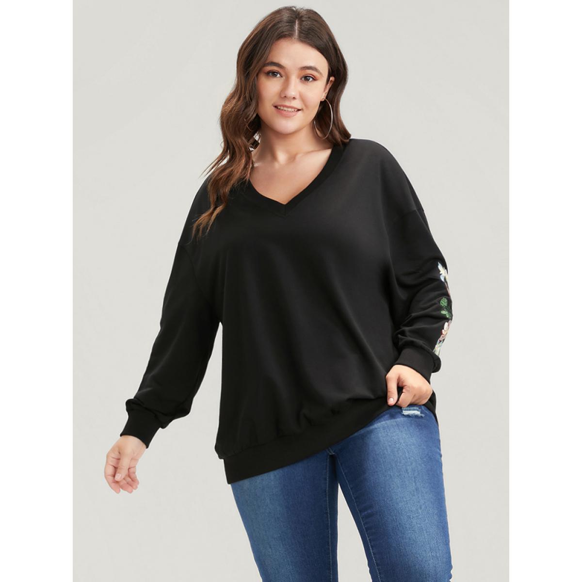 Plus Size Floral Embroidered V Neck Drop Shoulder Sweatshirt Women Black Casual Embroidered V-neck Dailywear Sweatshirts BloomChic 30/6X Product Image