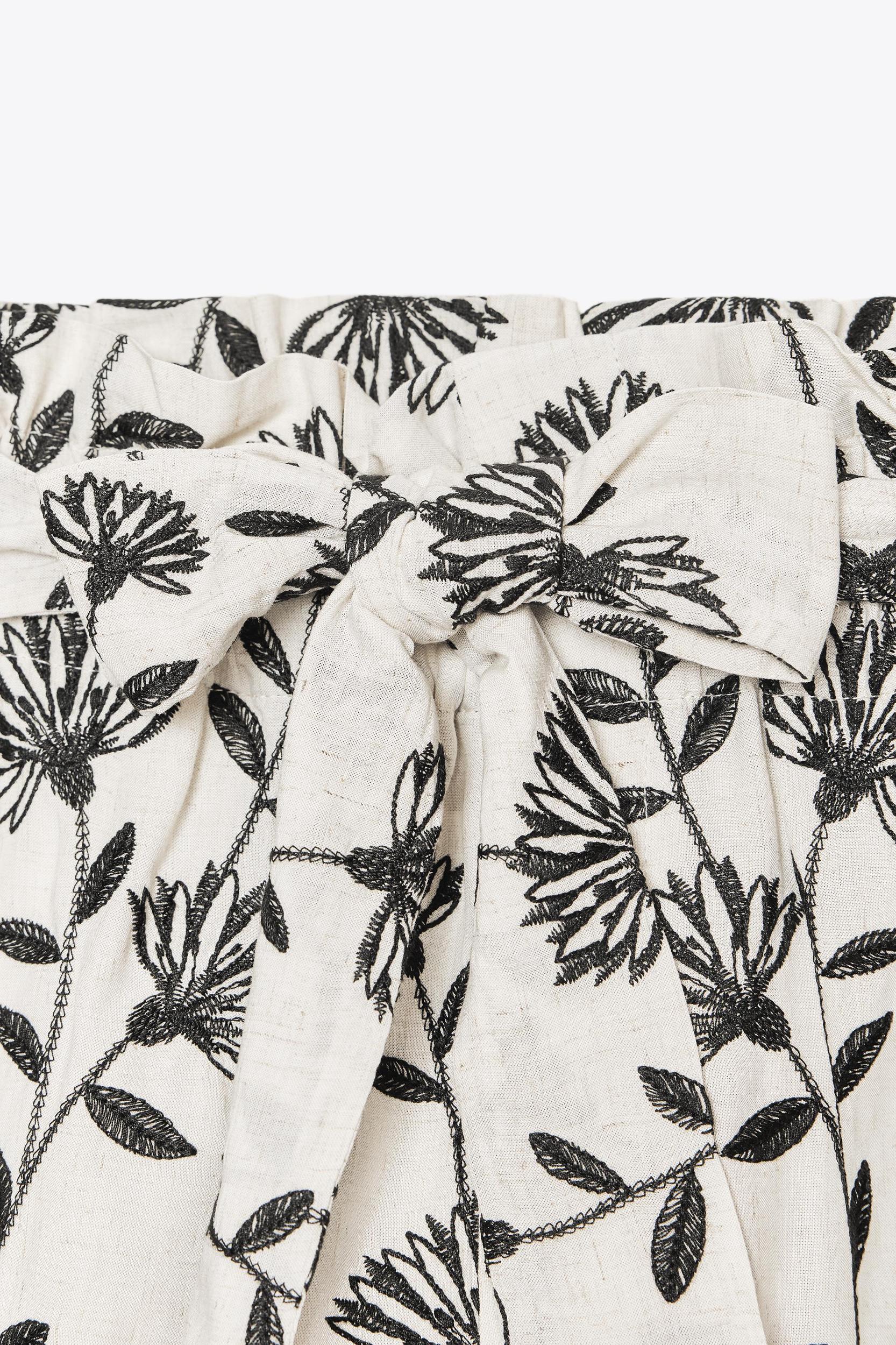 EMBROIDERED PAPER BAG BERMUDA SHORTS Product Image