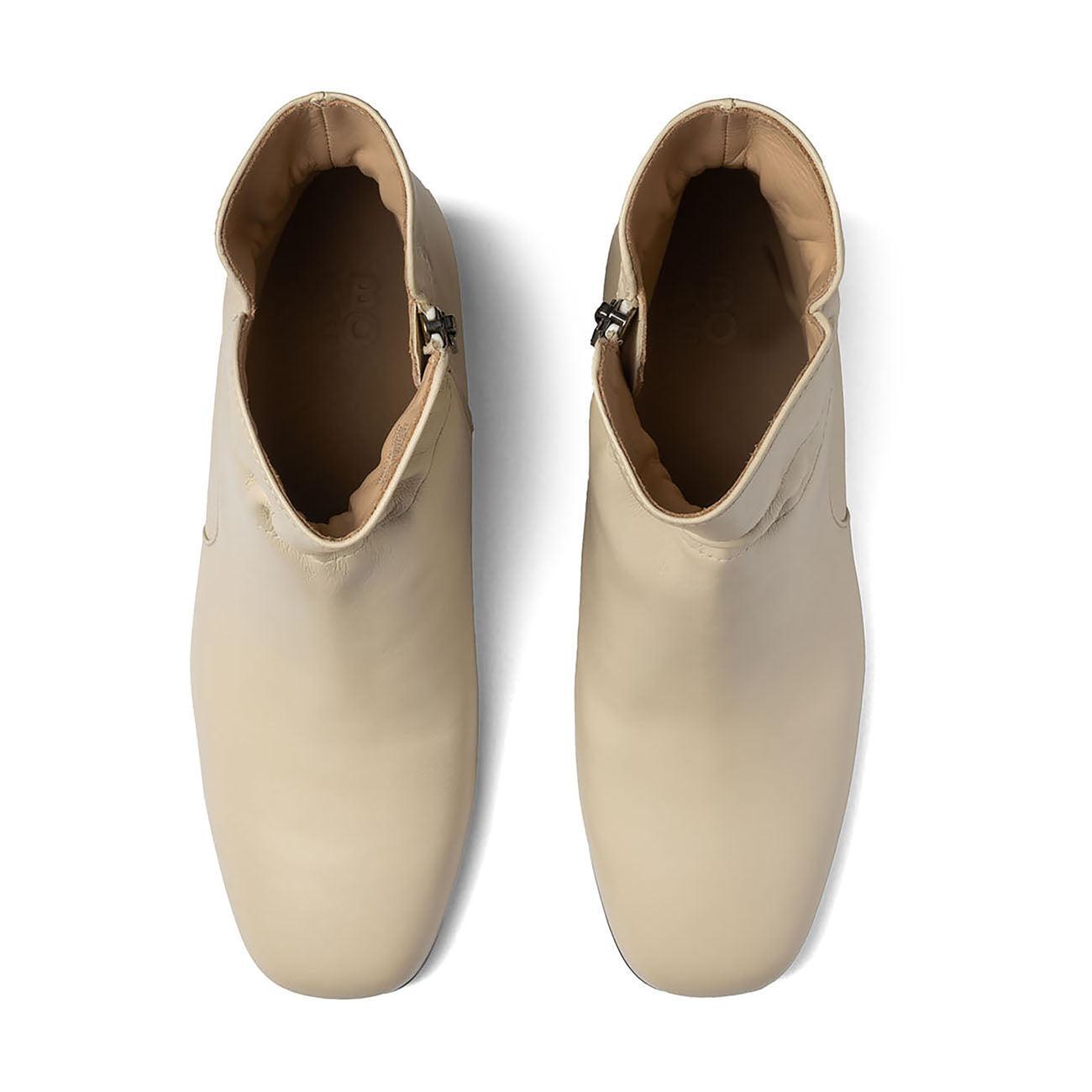 Avenue Mid Metatarsal Female Product Image