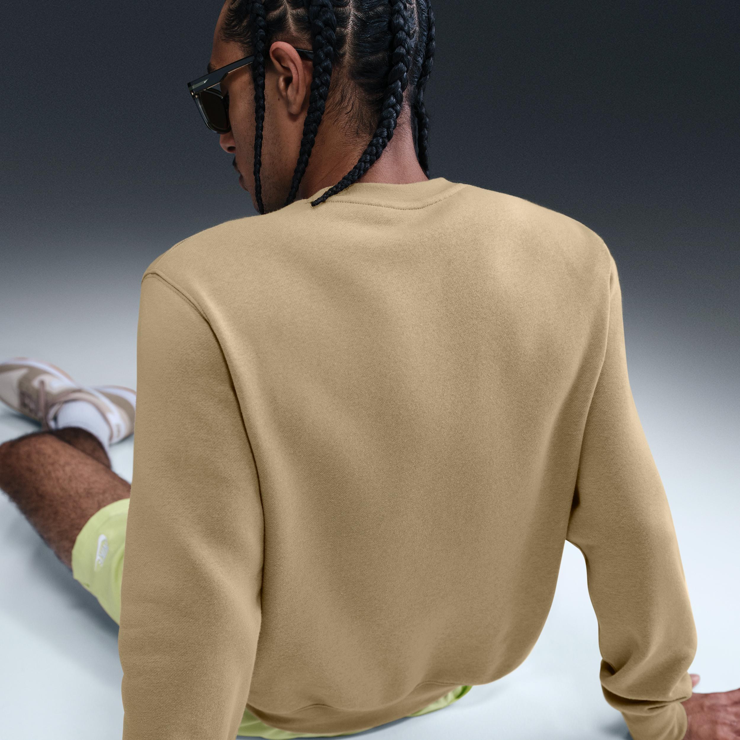 Nike Men's Club Fleece Crew Product Image