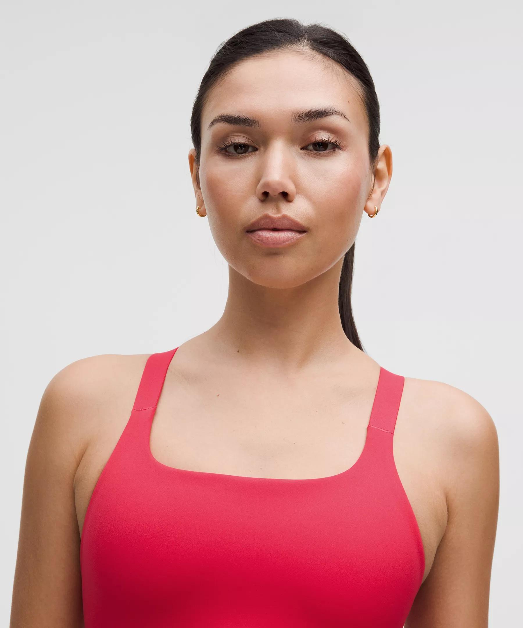 Ultralu Square-Neck Workout Bra *Medium Support, B/C Cup Product Image
