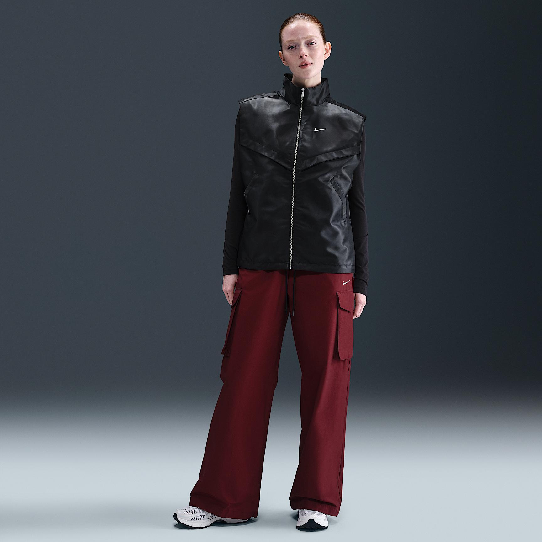 Nike Sportswear Windrunner Women's Shine Vest Product Image