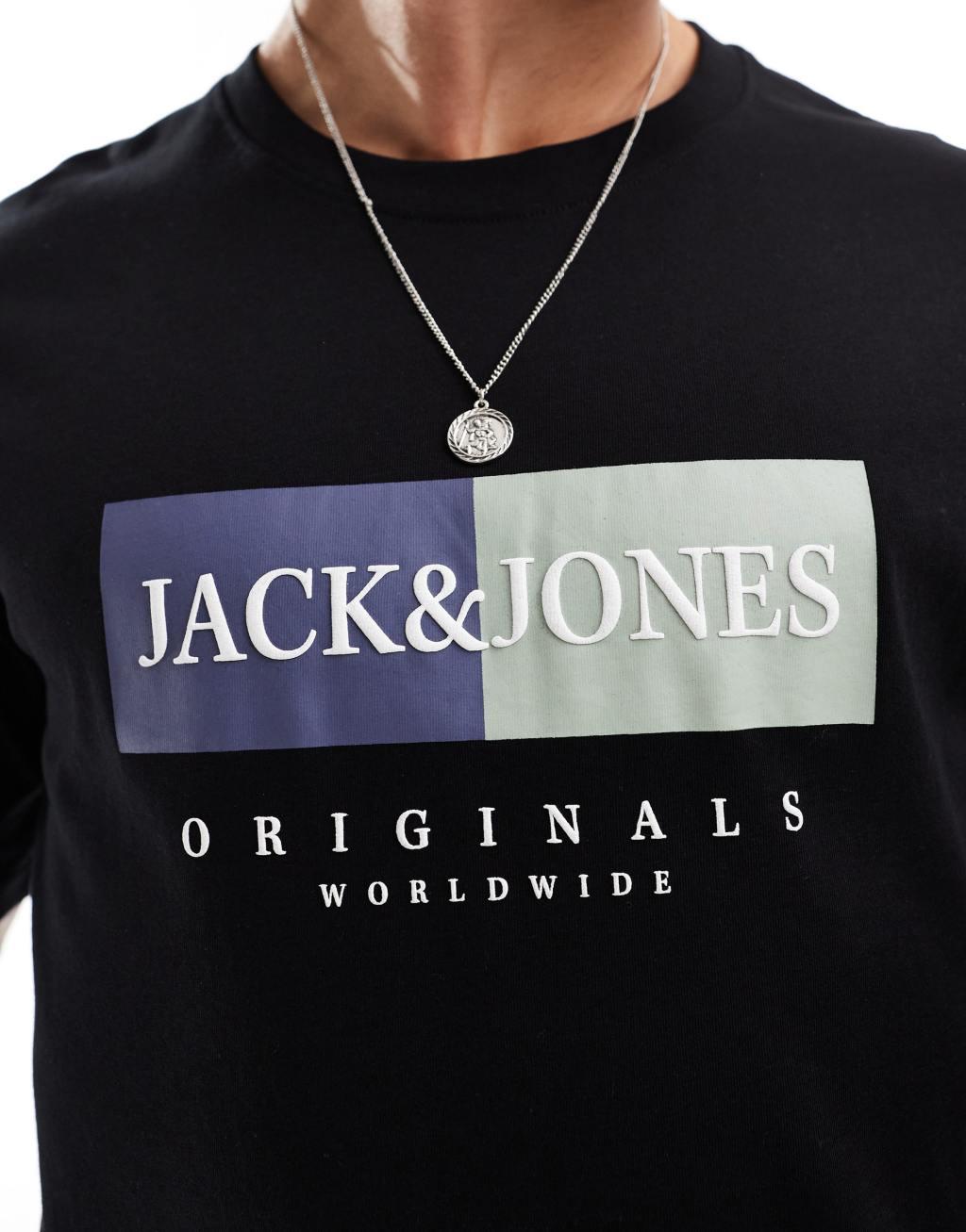 Jack & Jones oversized t-shirt with front logo in black Product Image