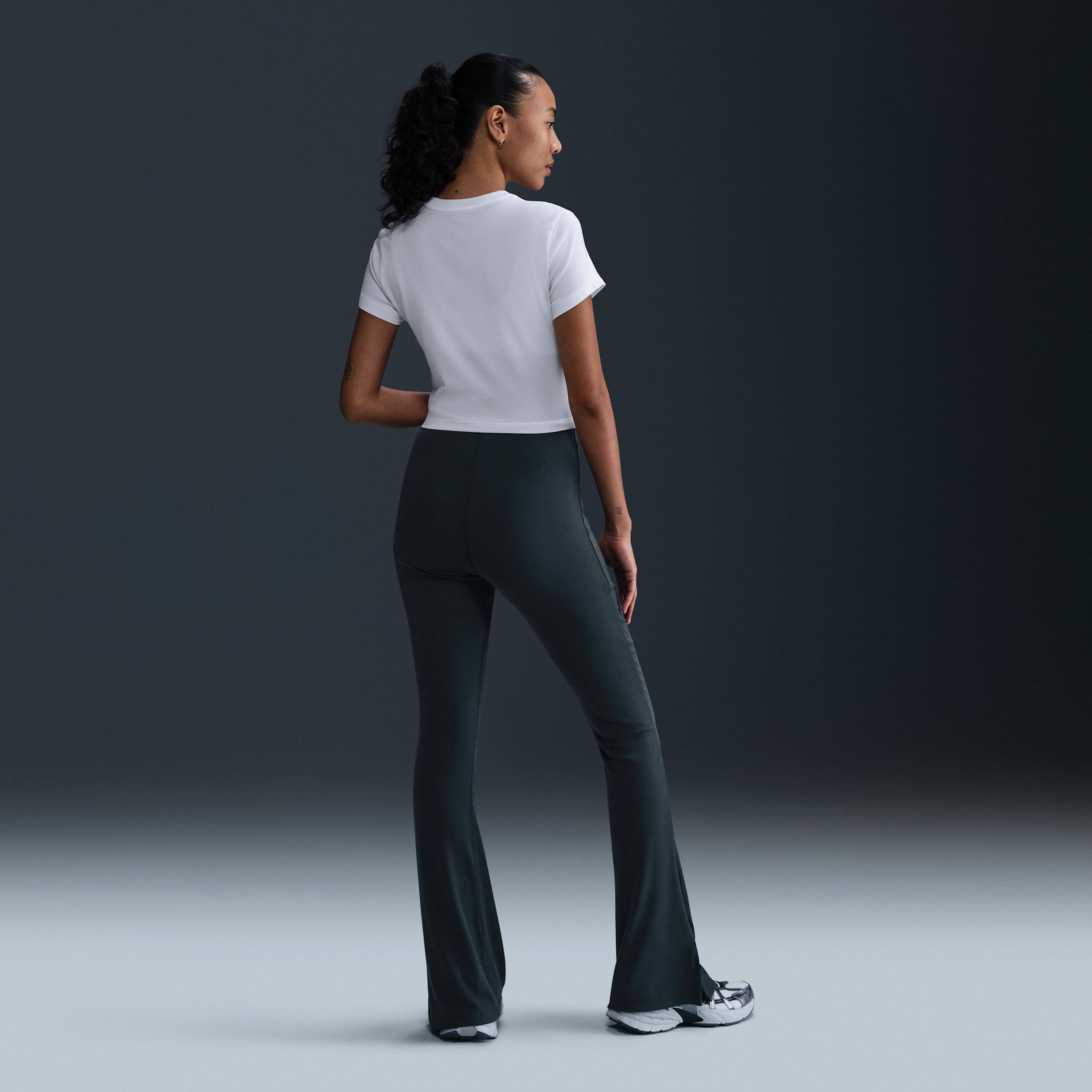 Nike Sportswear Chill Knit Women's Slim Cropped T-Shirt Product Image