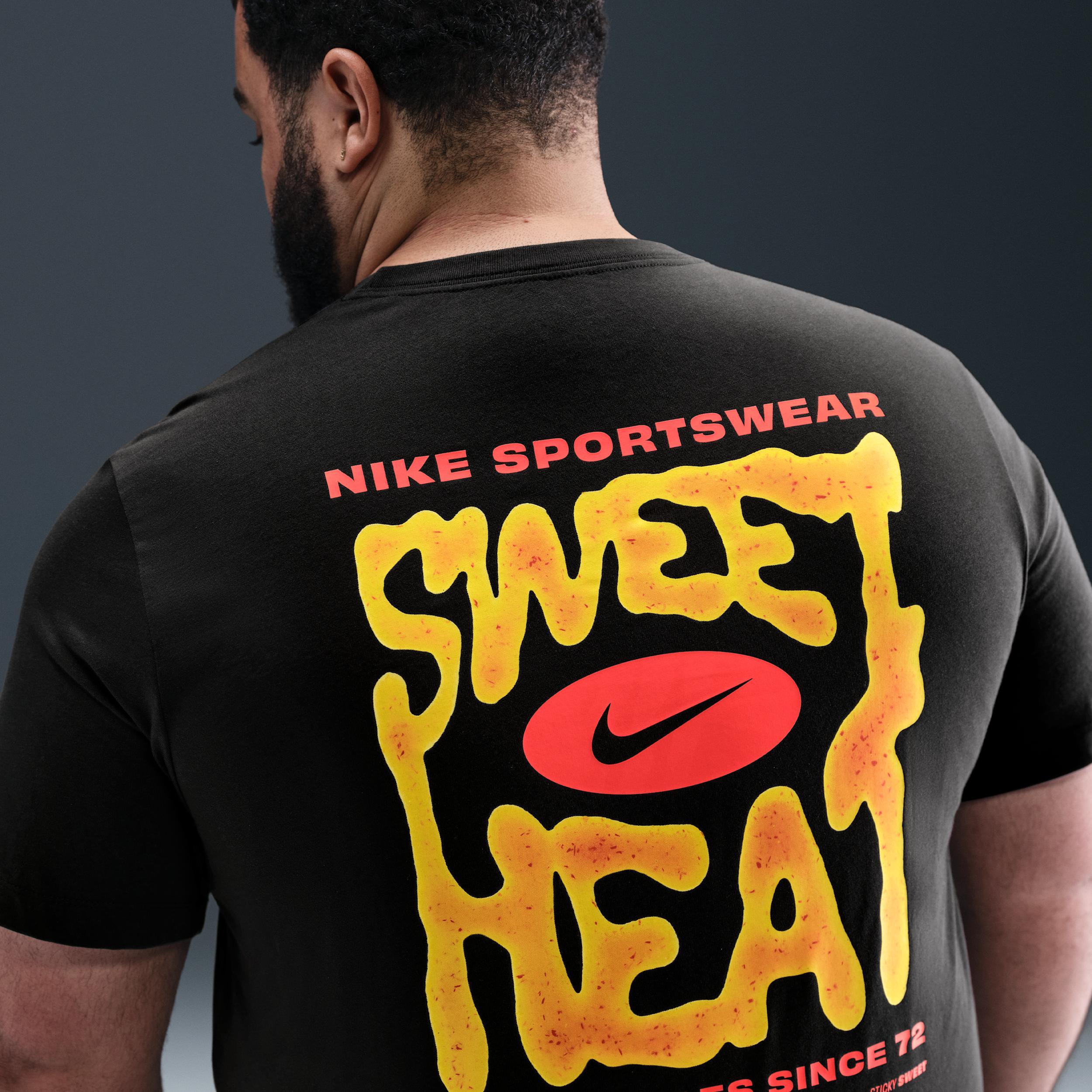 Nike Sportswear T-Shirt Product Image