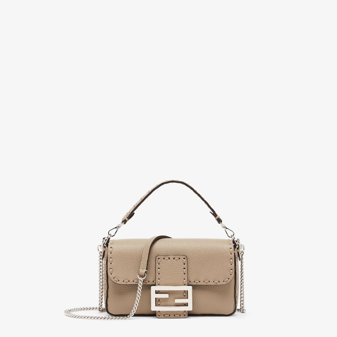 Baguette MiniDove gray Selleria bag with 309 hand-sewn topstitches Product Image