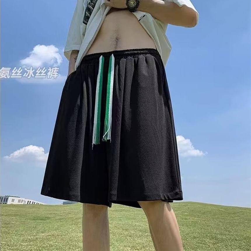 Drawstring Waist Plain Shorts Product Image